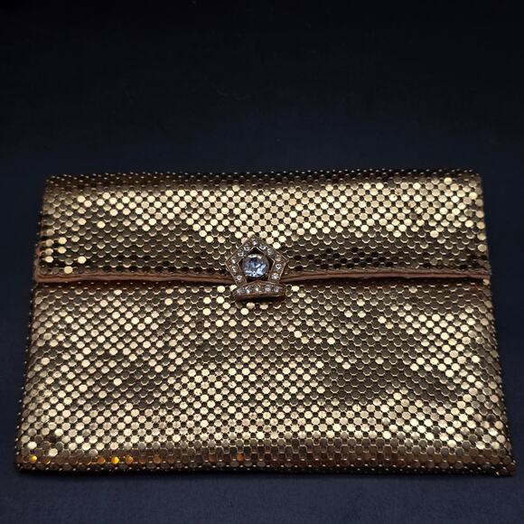 Whiting and Davis Gold Tone Mesh Clutch Coin Purse Vintage - Picture 1 of 12